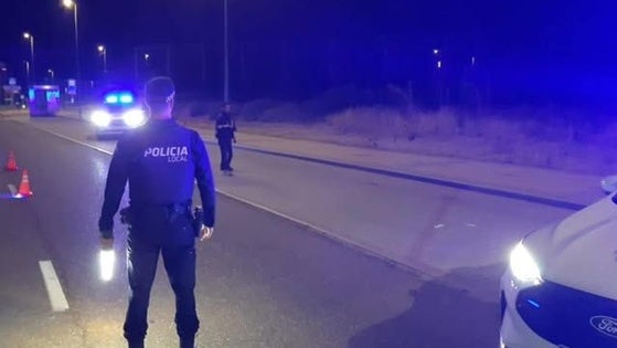 Interceptada una carrera ilegal de coches en una zona residencial de Arroyo
