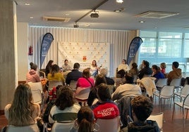 Una de las charlas celebradas en la edición de Marzo en Femenino de 2025