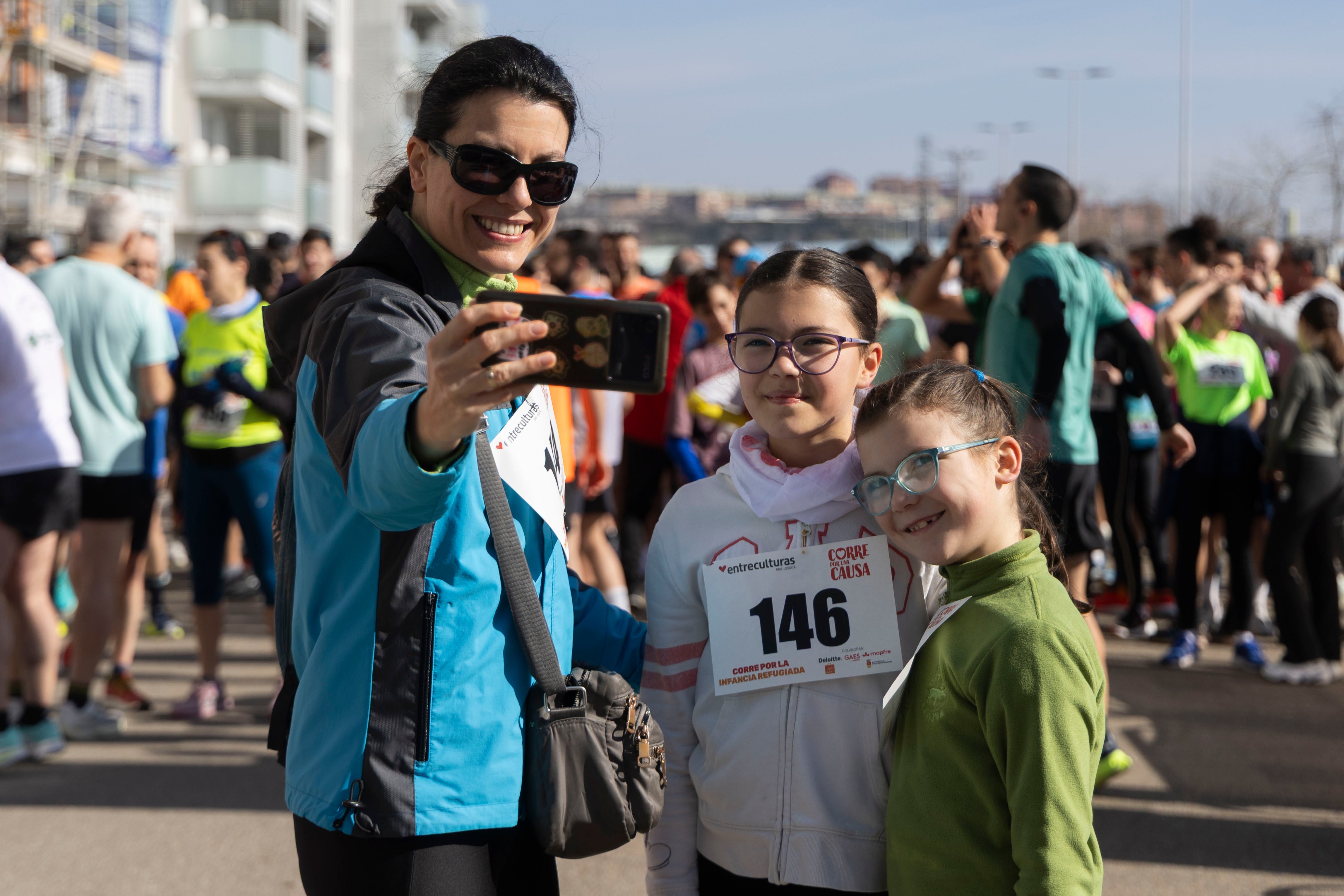 Las imágenes de la carrera entreculturas celebrada en Arroyo de la Encomienda