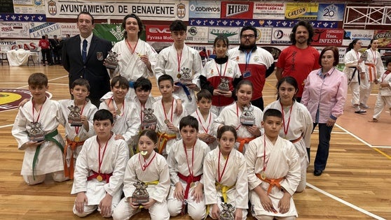 Fin de semana redondo para Karate Arroyo