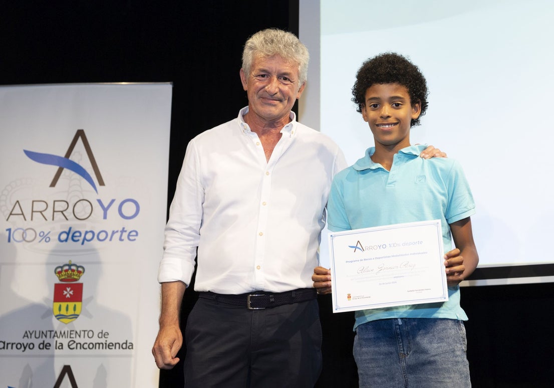 Así fue la entrega de las becas a los deportistas arroyanos