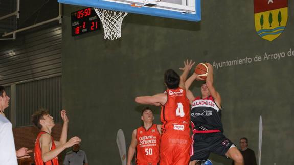 Easo derrota a las ardillas en la final del torneo internacional de Arroyo