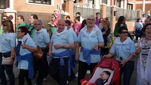 Desfile de peñas de Arroyo el año pasado. 