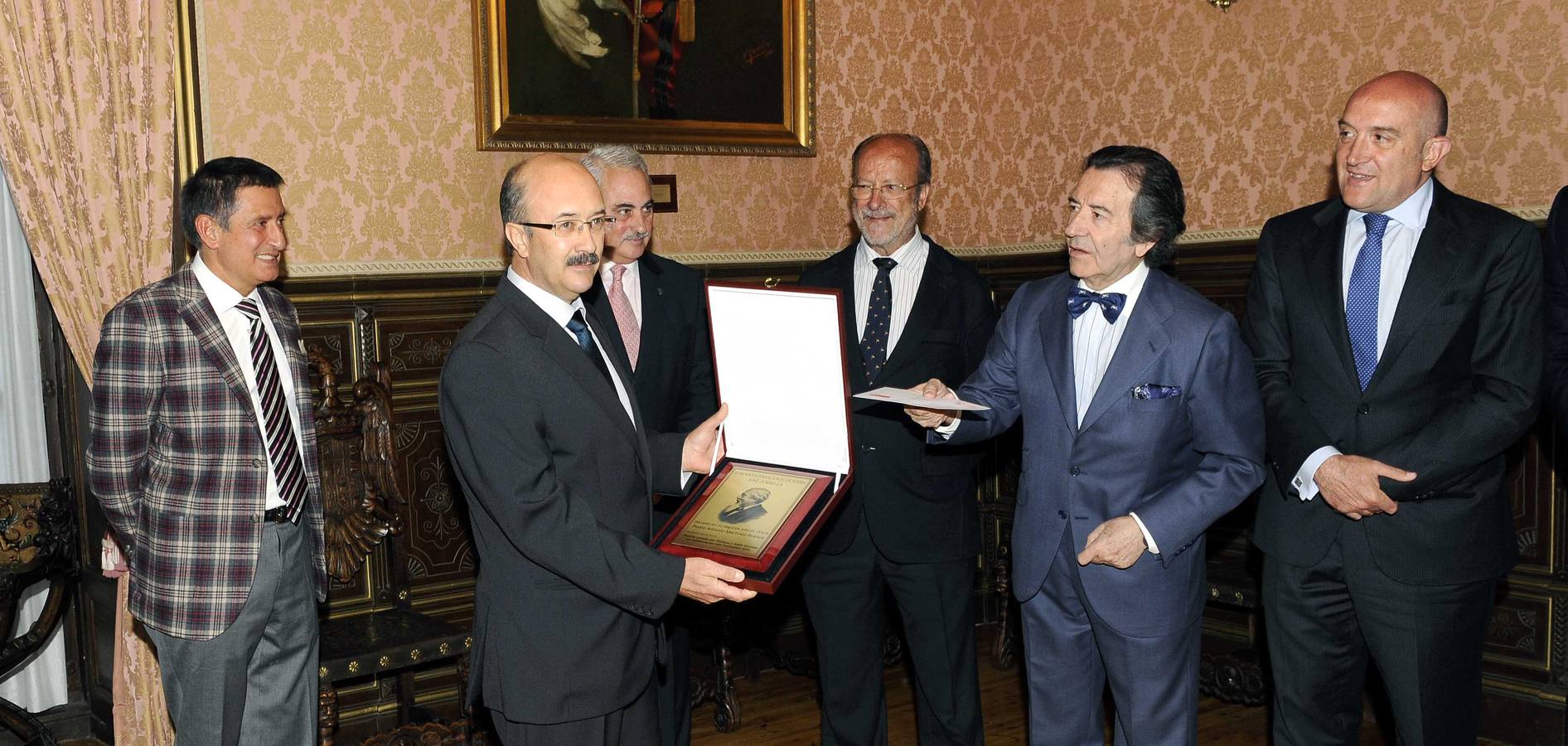 Pedro Antonio Martínez recibe el II Premio de Poesía José Zorrilla