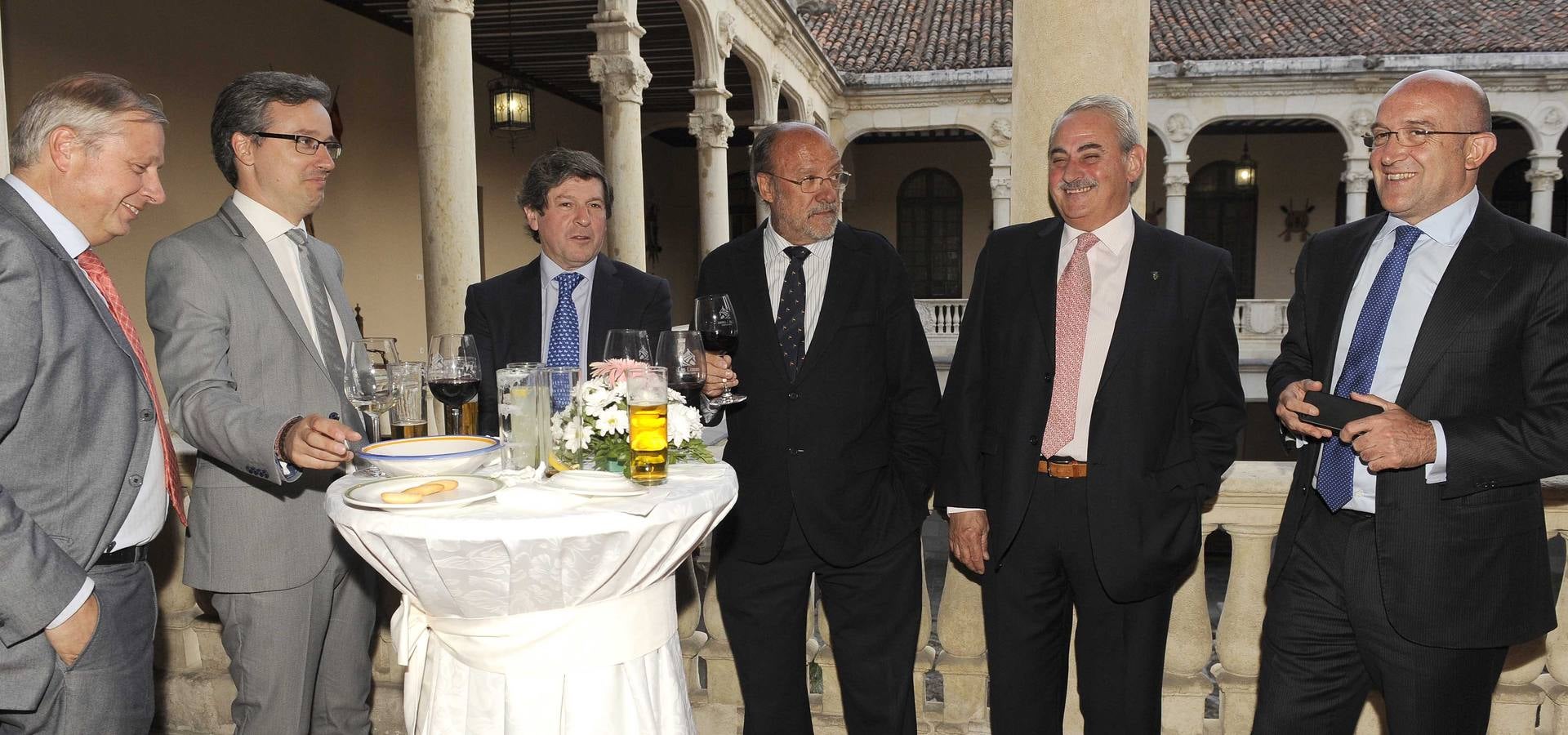 Pedro Antonio Martínez recibe el II Premio de Poesía José Zorrilla