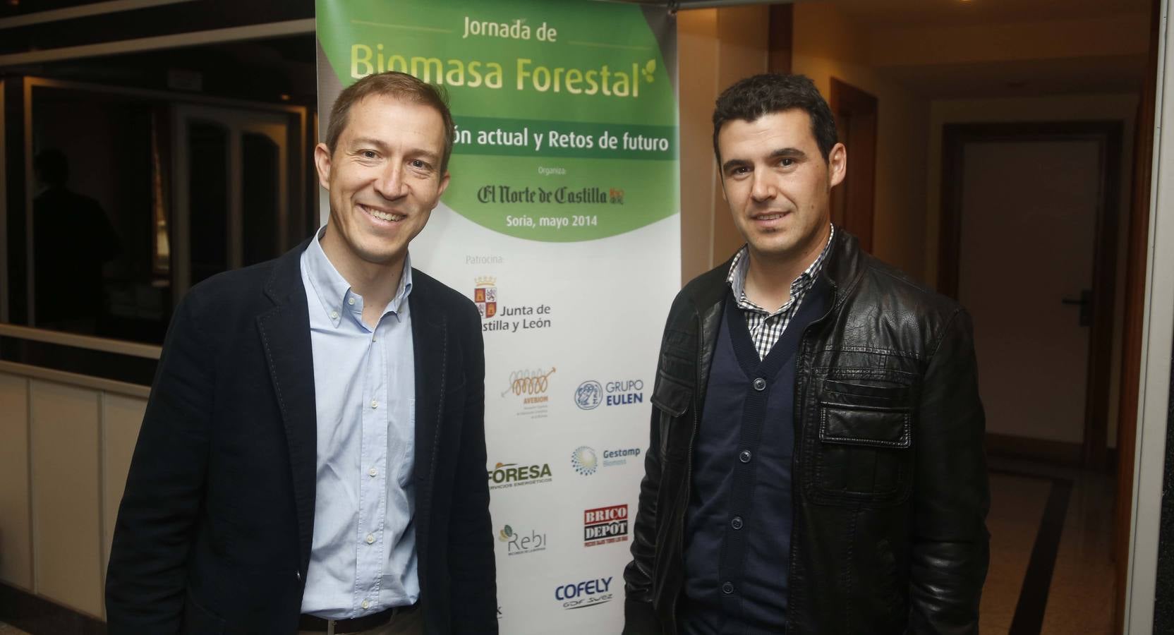 Carlos Navarro y Bernardo Moreno, de Kronospán.