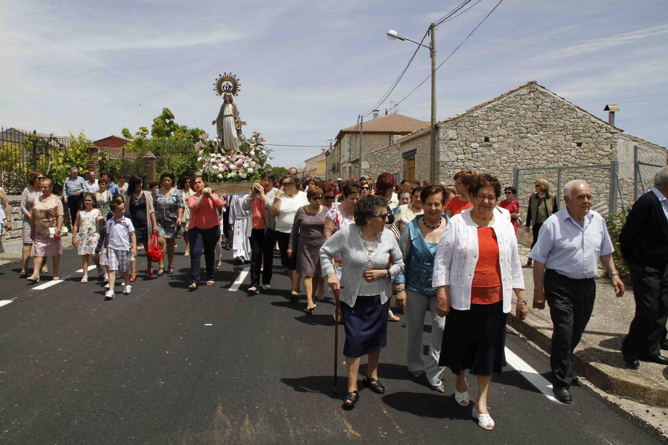 Procesión de la Virgen del Amor Hermoso en Campaspero. Valladolid