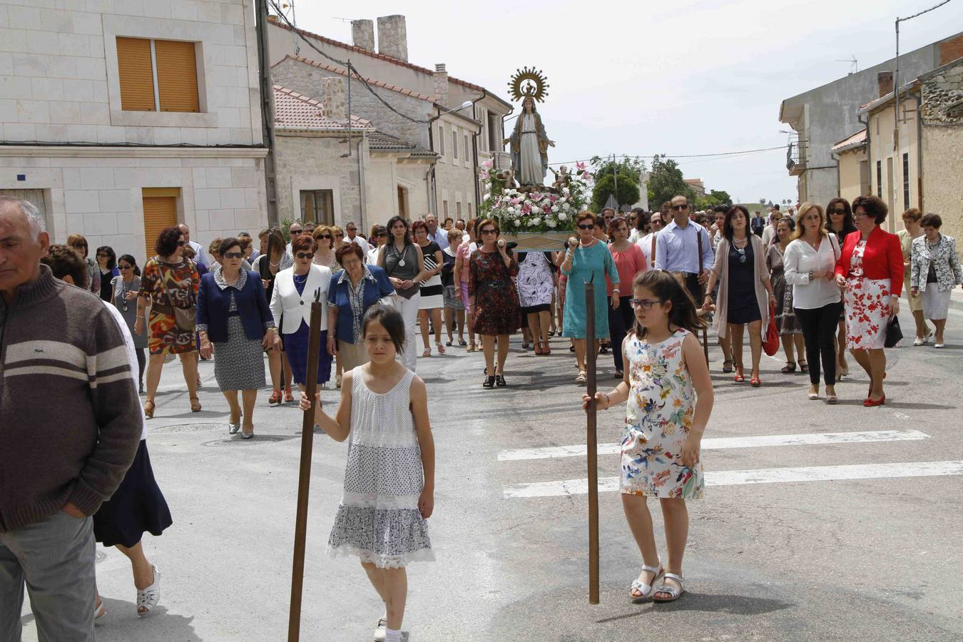 Procesión de la Virgen del Amor Hermoso en Campaspero. Valladolid