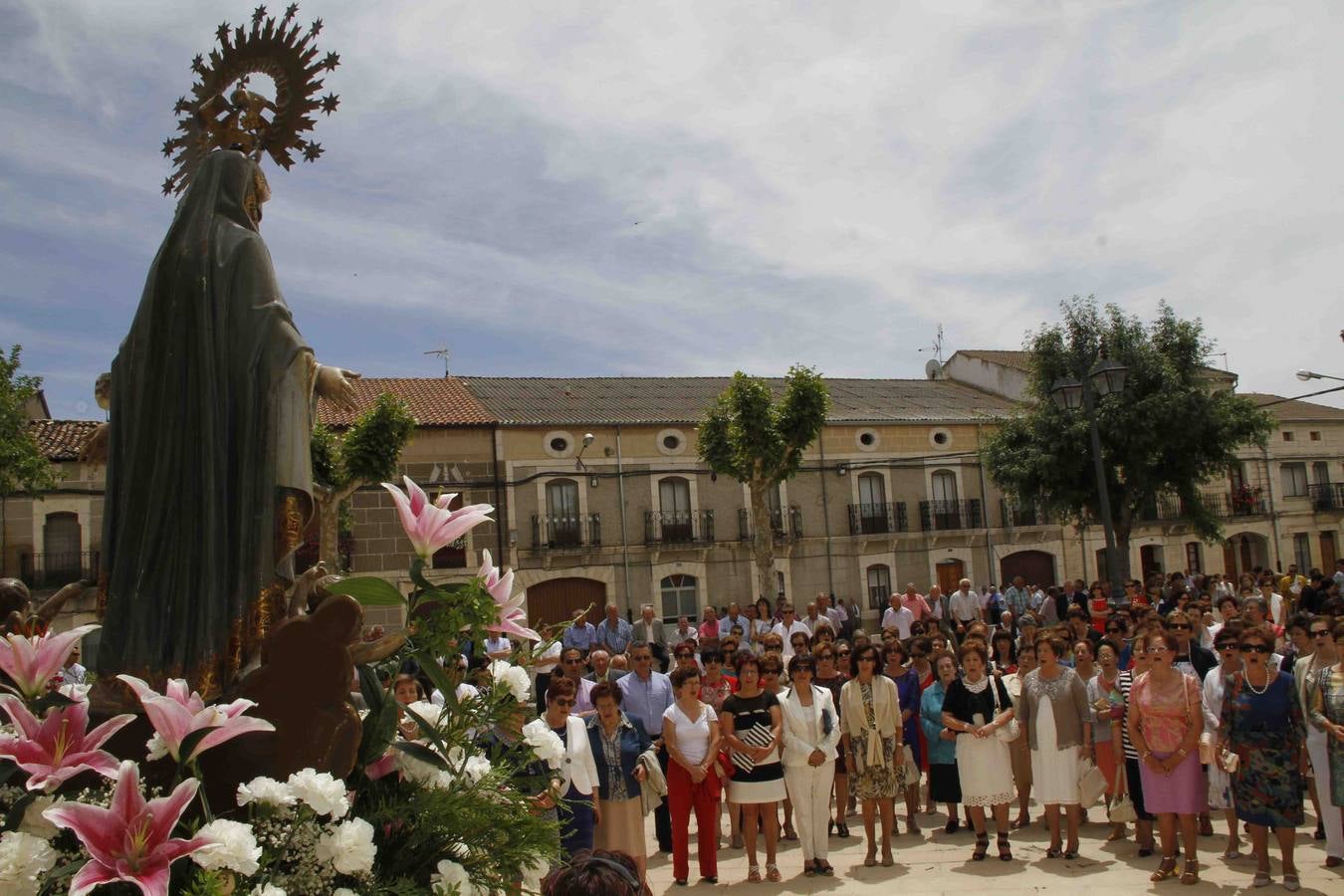 Procesión de la Virgen del Amor Hermoso en Campaspero. Valladolid