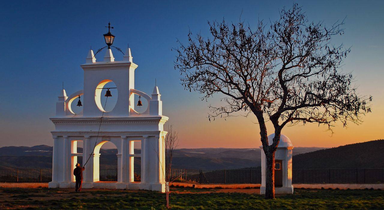 Peña de Arias Montano. Andalucía.