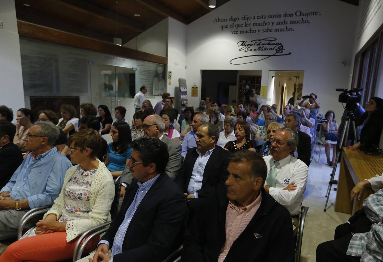 Primera Velada Poética &#039;A la sombra del ciprés&#039;