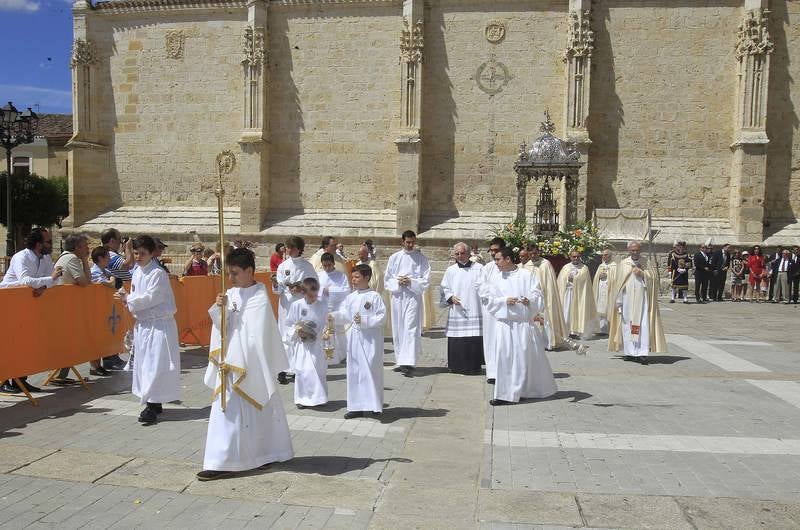 Cientos de personas en el Corpus de Palencia