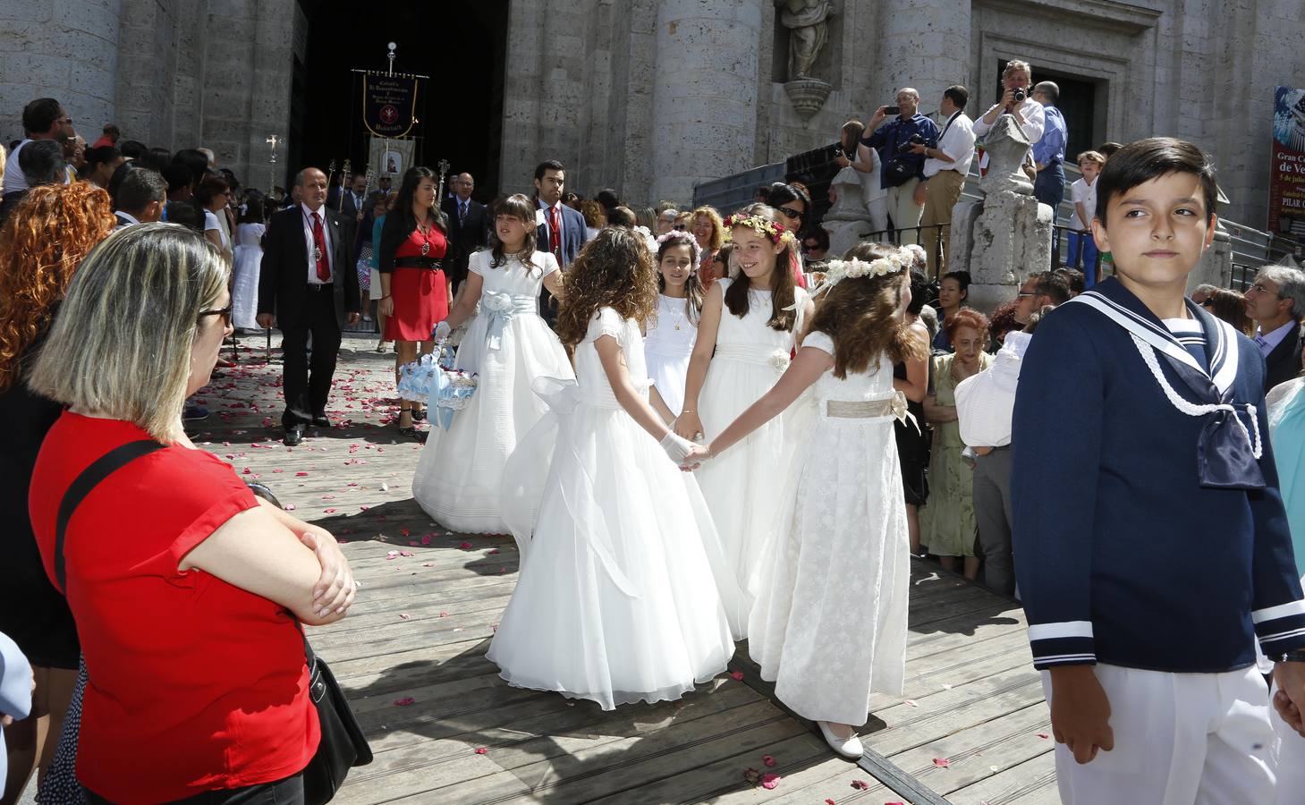 La procesión del Corpus Christi llena Valladolid