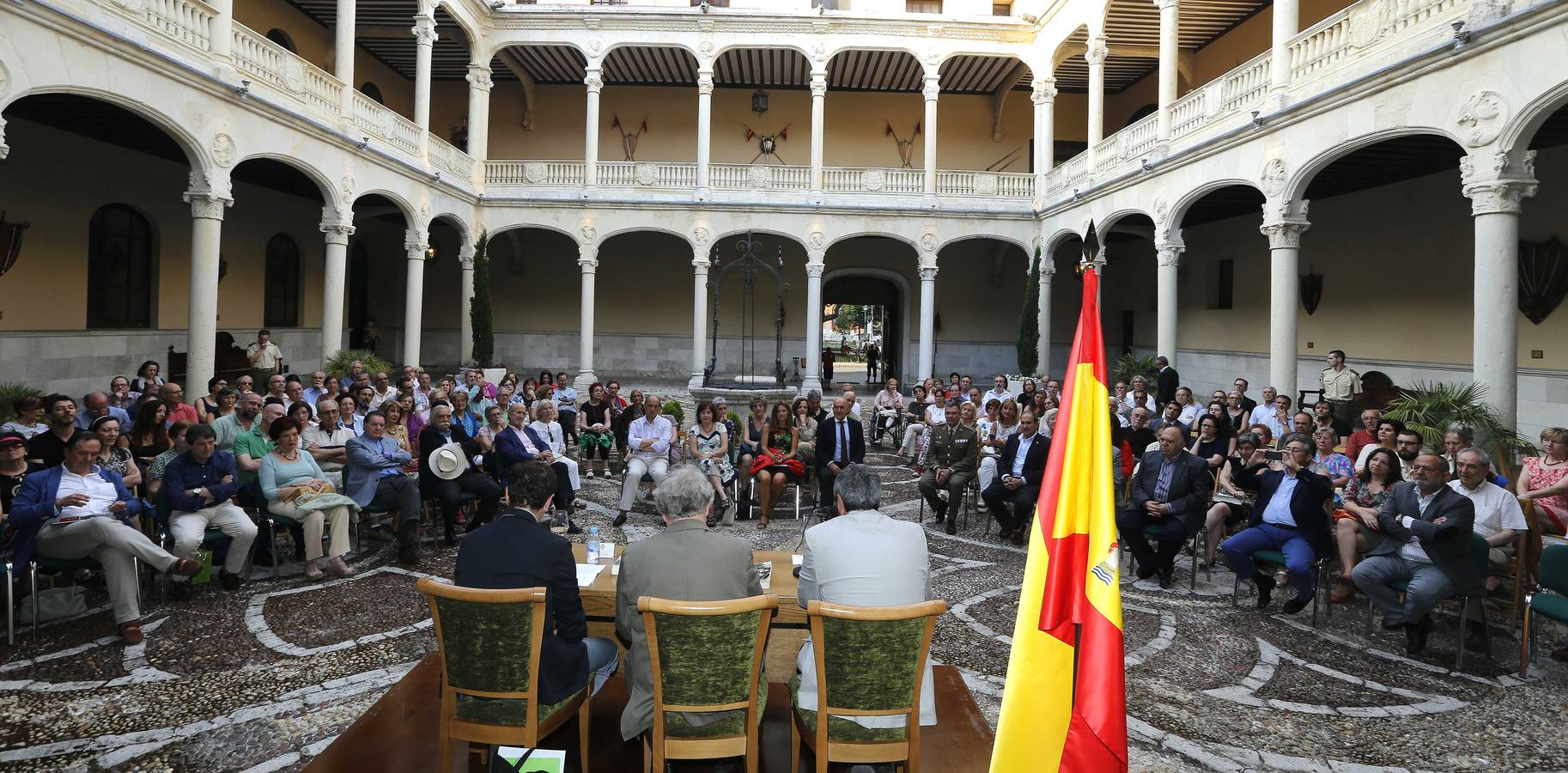 Ian Gibson, en el Aula de Cultura de El Norte