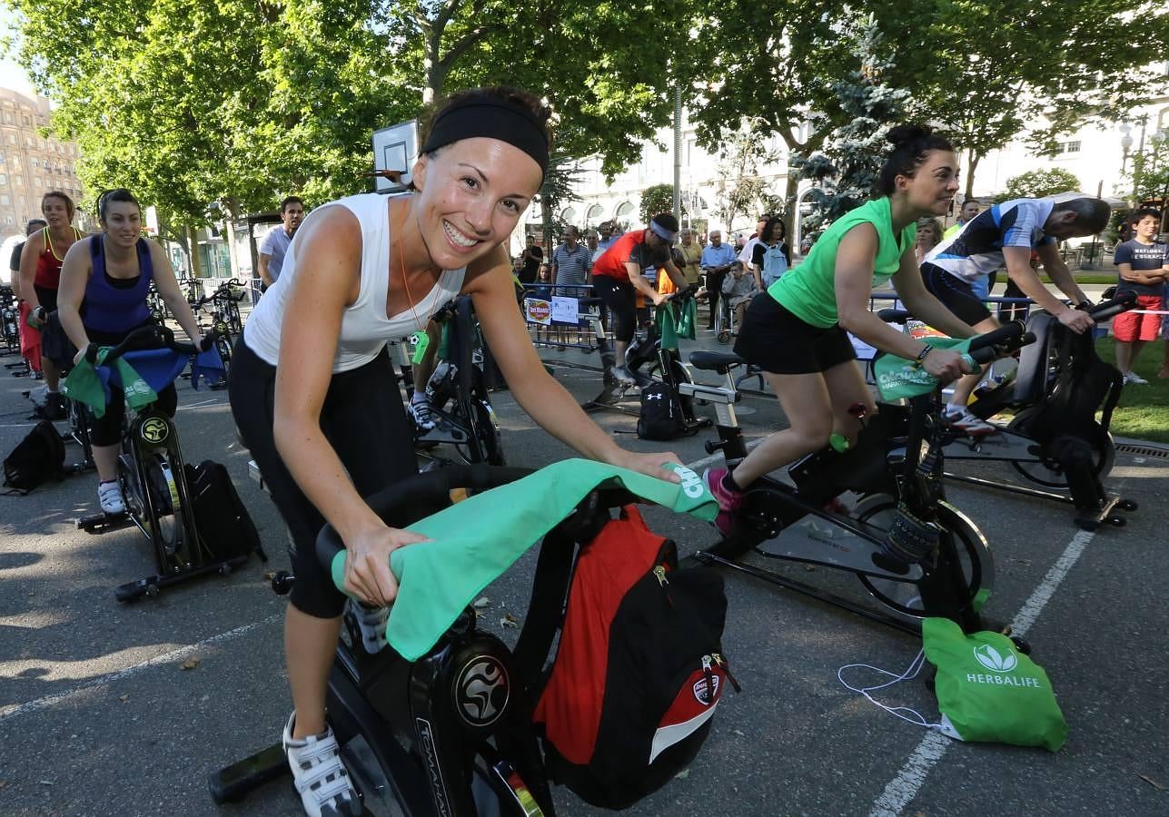 &#039;Spinning&#039; en la acera Recoletos