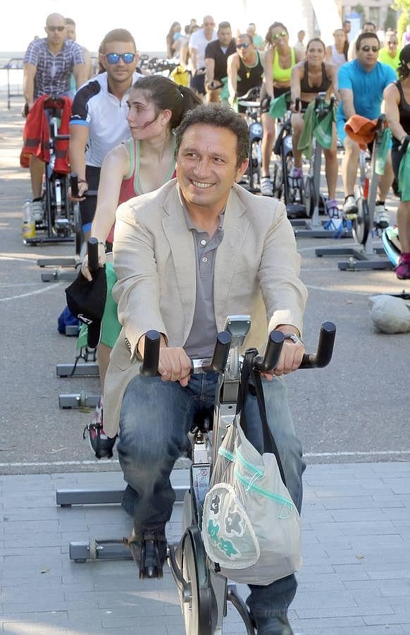 &#039;Spinning&#039; en la acera Recoletos