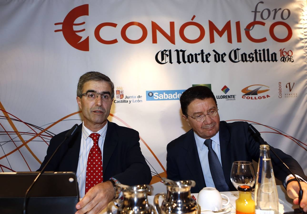 J. I Foces, subdirector de El Norte de Castilla junto a Tale Rifai.