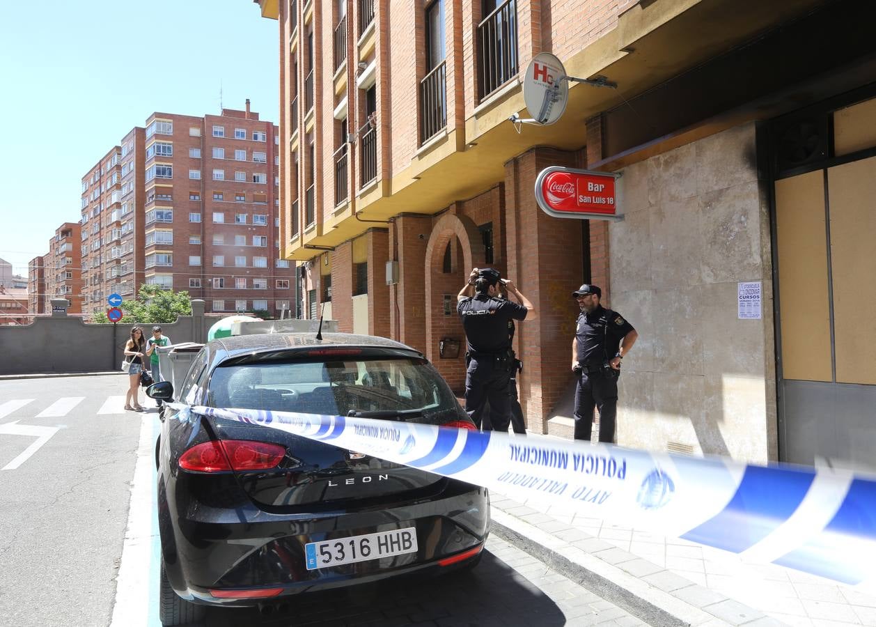 Los bomberos encuentran un cuerpo al ir a sofocar un incendio en la calle San Luis de Valladolid