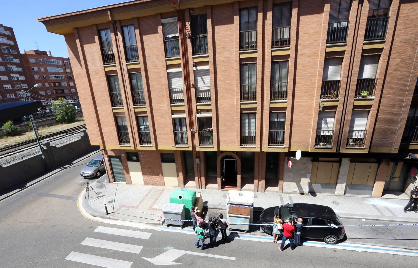 Los bomberos encuentran un cuerpo al ir a sofocar un incendio en la calle San Luis de Valladolid