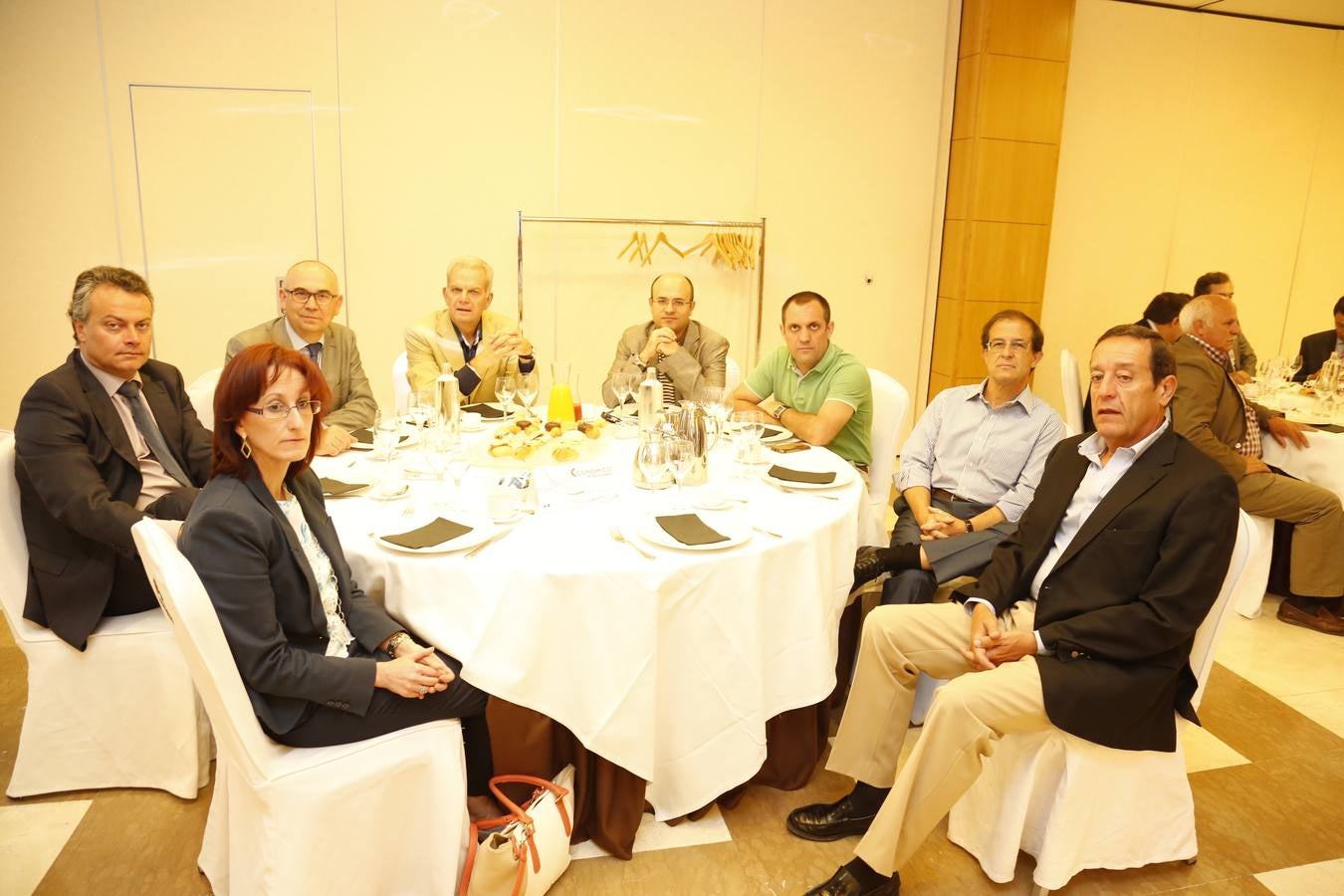 Mari Carmen Jiménez (Hipermercado E.Leclerc), Rubén Blanco, Jesús María García (Aquimisa), Dominique Alves Dos Santos (Hipermercado E.Leclerc), Ángel Martín (Grupo Ediesa), Sergio Martín (Grupo Ediesa), Ignacio Charro (Edificio España) y Jesús Manuel Guerra (empresario).
