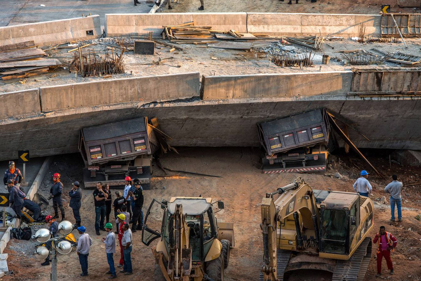 Derrumbe de un viaducto en Belo Horizonte