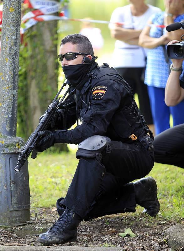 Exhibición del GEO de la Policía Nacional en Carrión de los Condes. Palencia