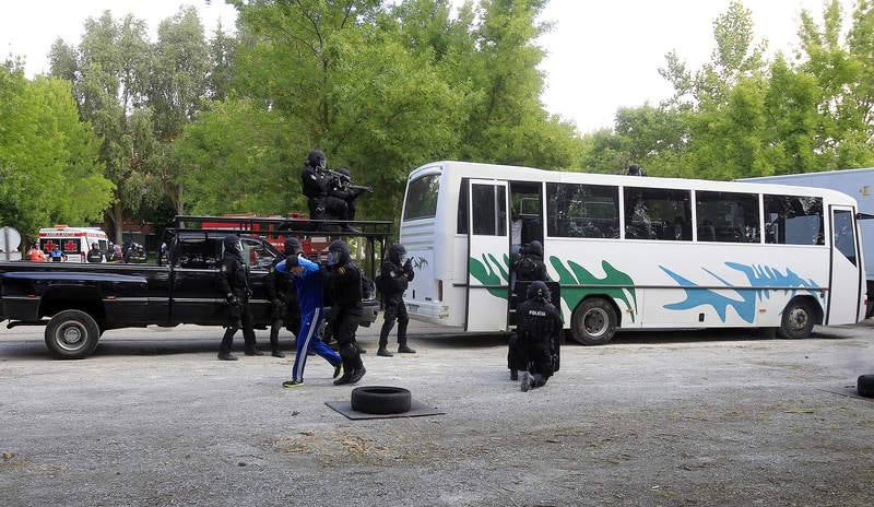 Exhibición del GEO de la Policía Nacional en Carrión de los Condes. Palencia