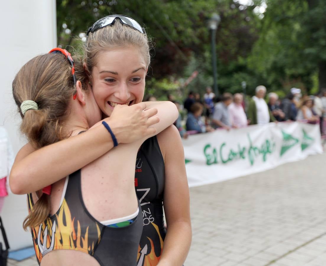 I Triatlón contrarreloj por equipos Playa de las Moreras