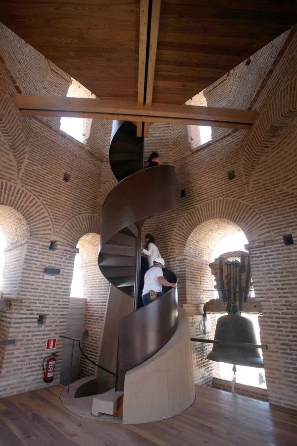 La torre de la iglesia de Matapozuelos se reabre al público tras dos años de rehabilitación