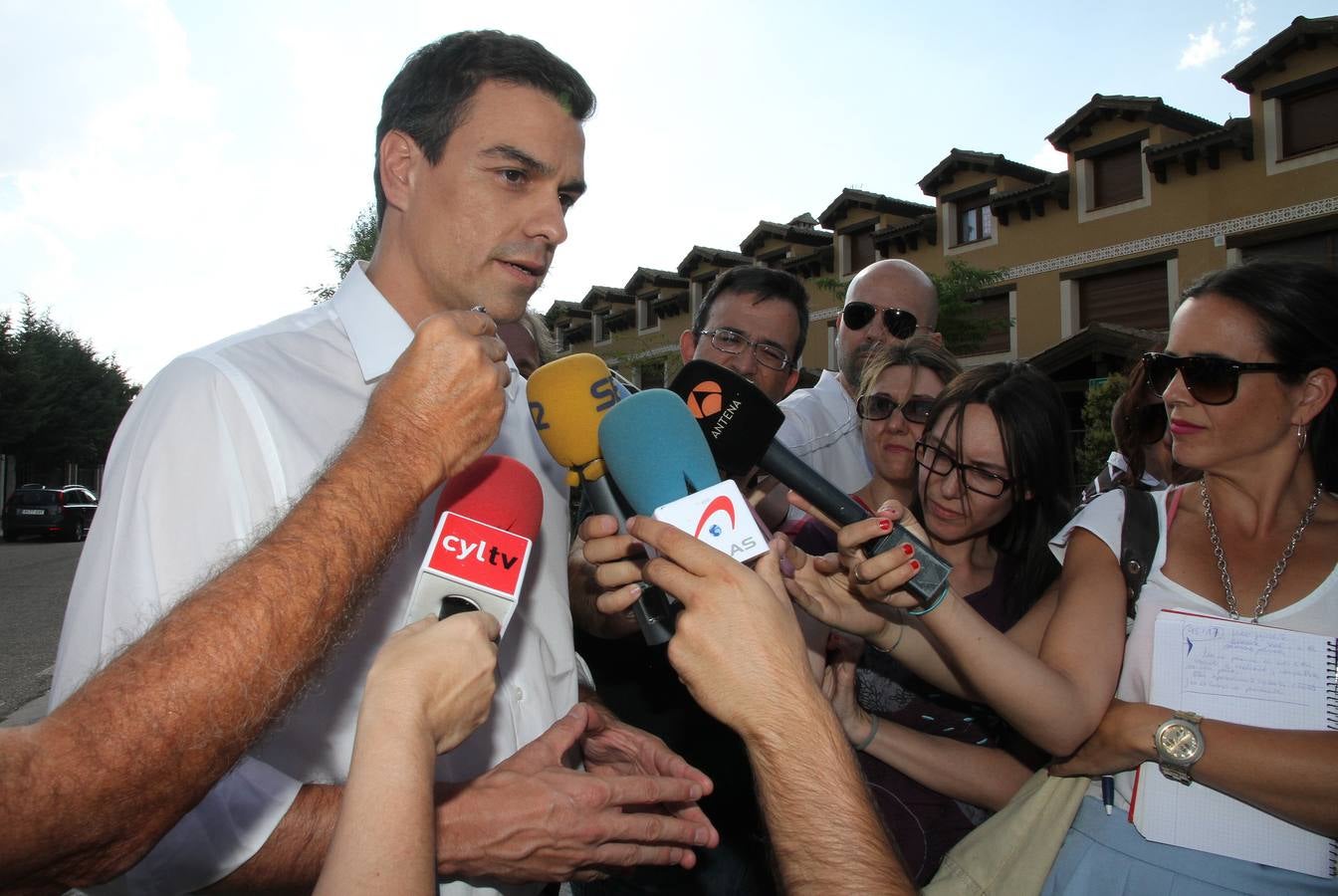 El secretario general del PSOE Pedro Sánchez, en Grajera (Segovia)