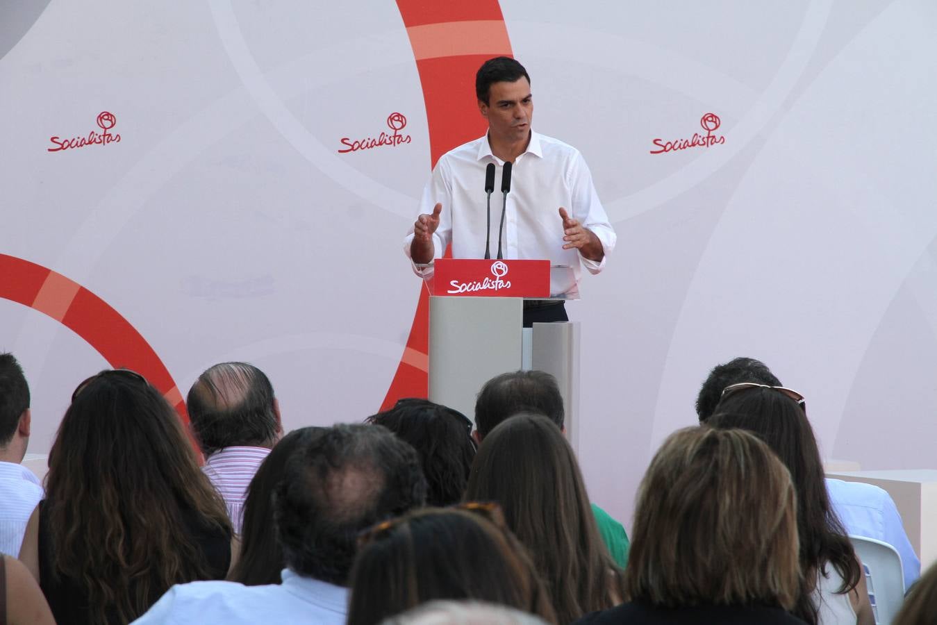 El secretario general del PSOE Pedro Sánchez, en Grajera (Segovia)