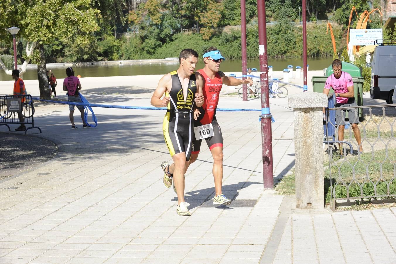 La playa de las Moreras acoge el XVII Triatlón Ciudad de Valladolid