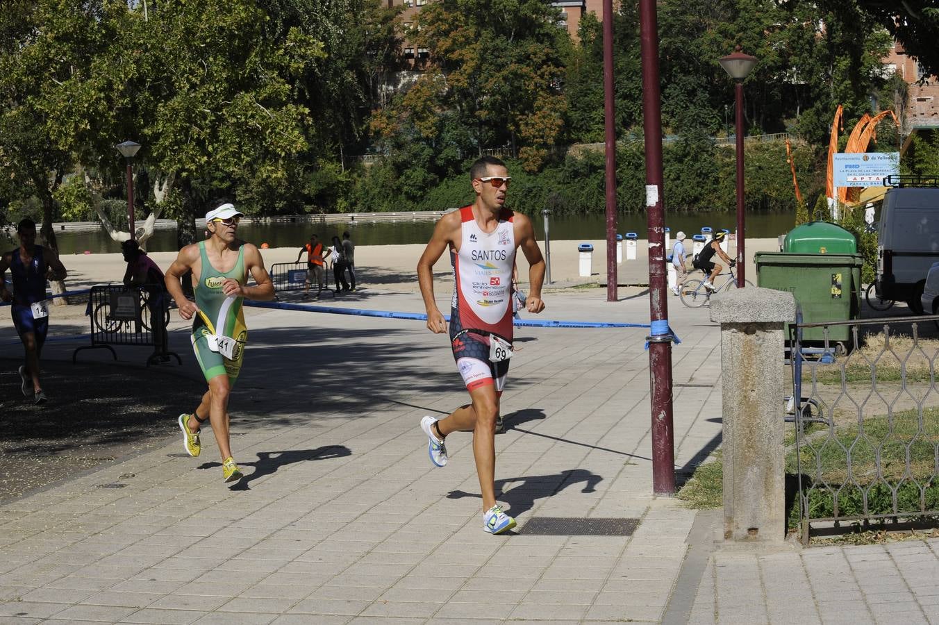 La playa de las Moreras acoge el XVII Triatlón Ciudad de Valladolid