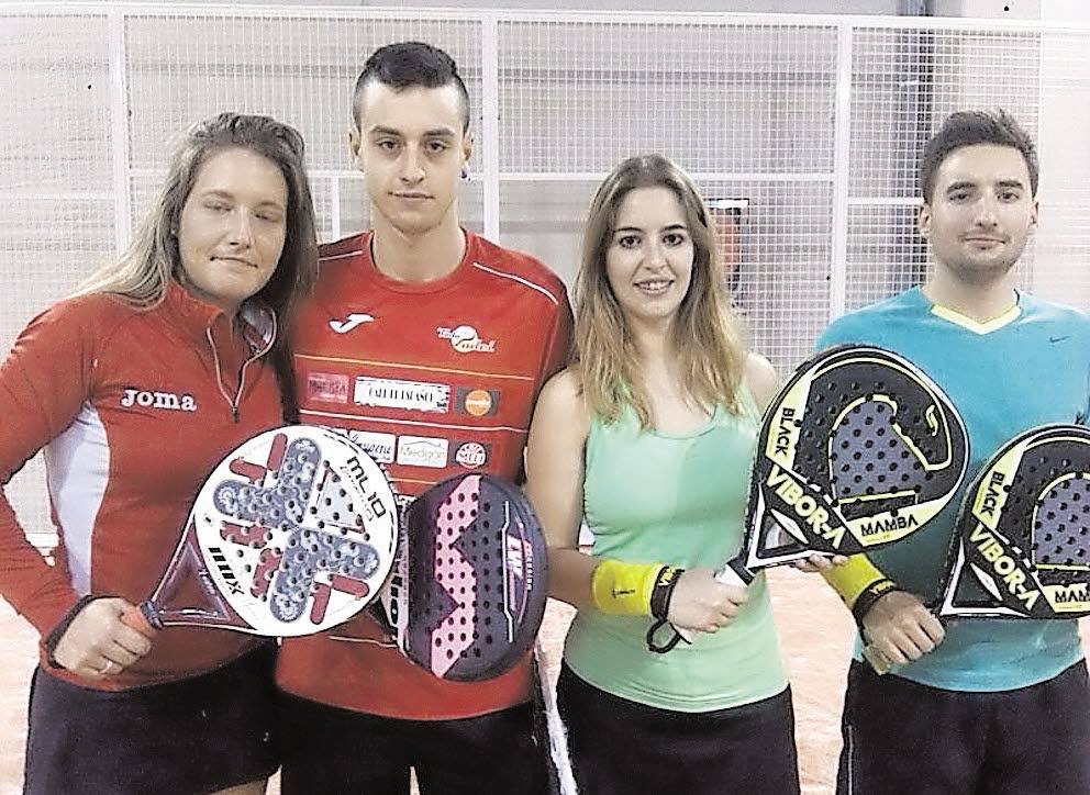 Participantes en el I Torneo de Pádel Trofeo ATV Mercedes Open de Verano