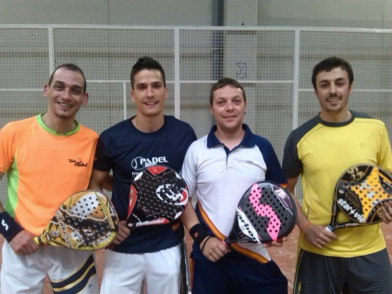 Participantes en el I Torneo de Pádel Trofeo ATV Mercedes Open de Verano