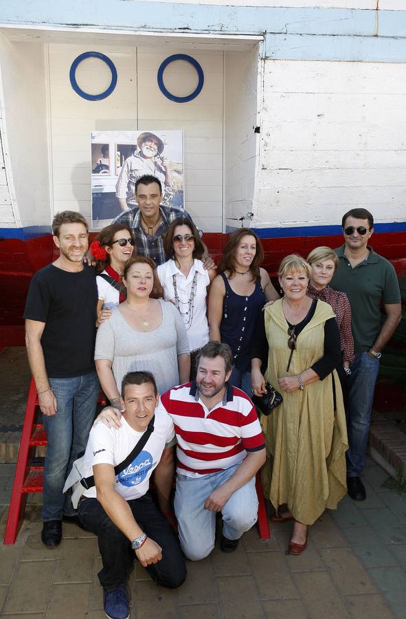 Los protagonistas de 'Verano Azul', junto las hijas de Antonio Mercero, se reunieron en Nerja con motivo de la celebración del 30 aniversario de la famosa serie de televisión de los años '80'.