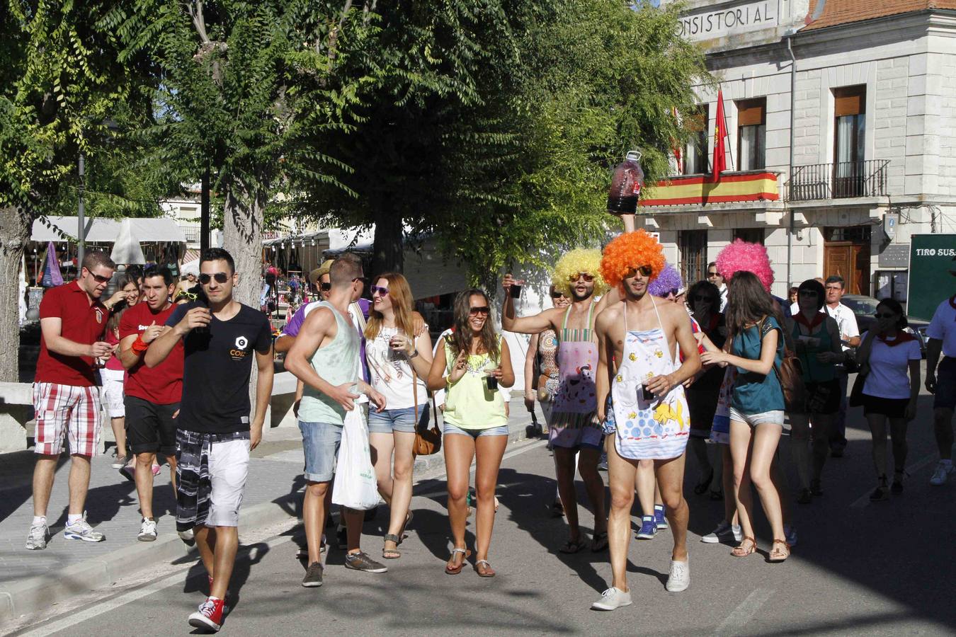 Concentración y desfile de peñas en Campaspero