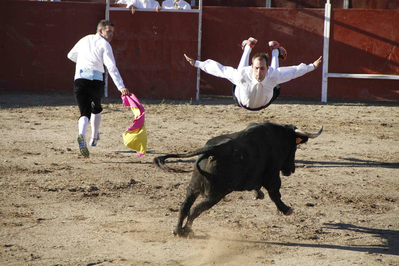 Exhibición de cortes, quiebros y saltos en Campaspero