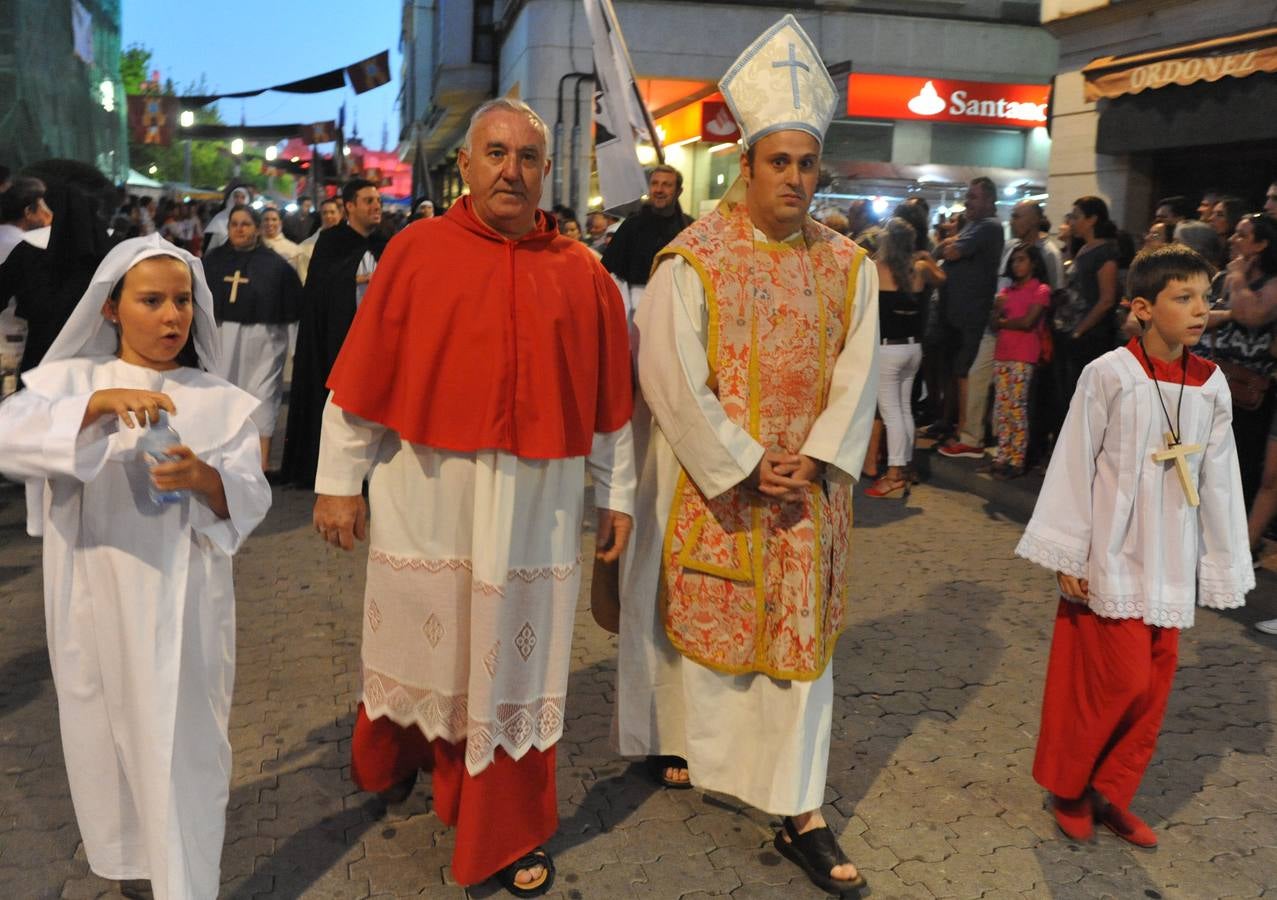 Desfile y pregón de Sandra Ibarra en la inauguración de la Feria Renacentista de Medina del Campo (Valladolid)