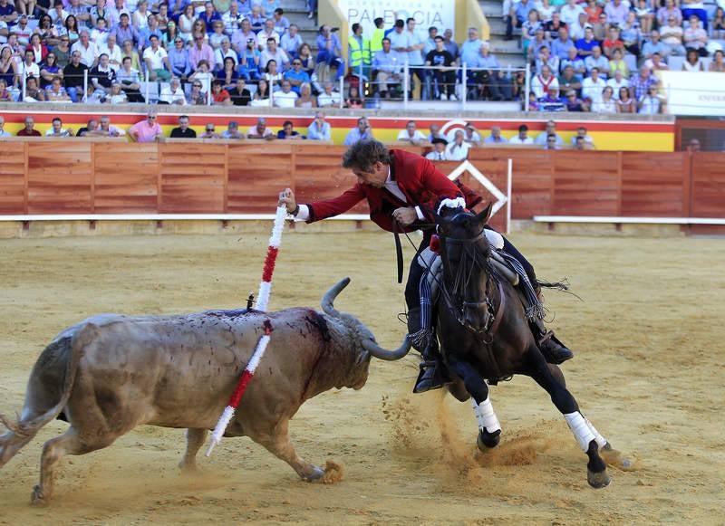 Corrida de rejones en la feria de San Antolín de Palencia