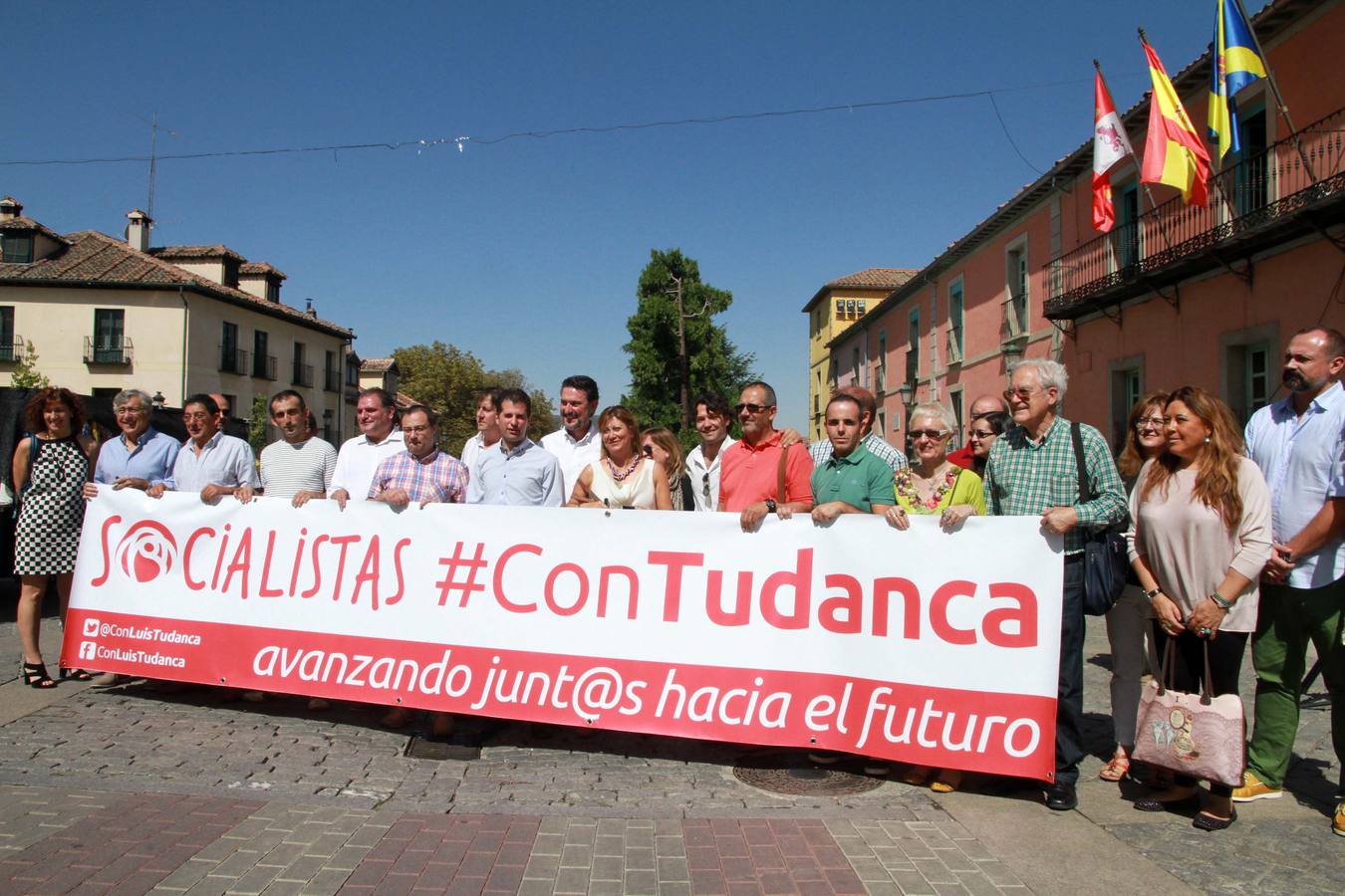 Luis Tudanca mantiene un encuentro con alcaldes socialistas en el Real Sitio de San Ildefonso (Segovia)