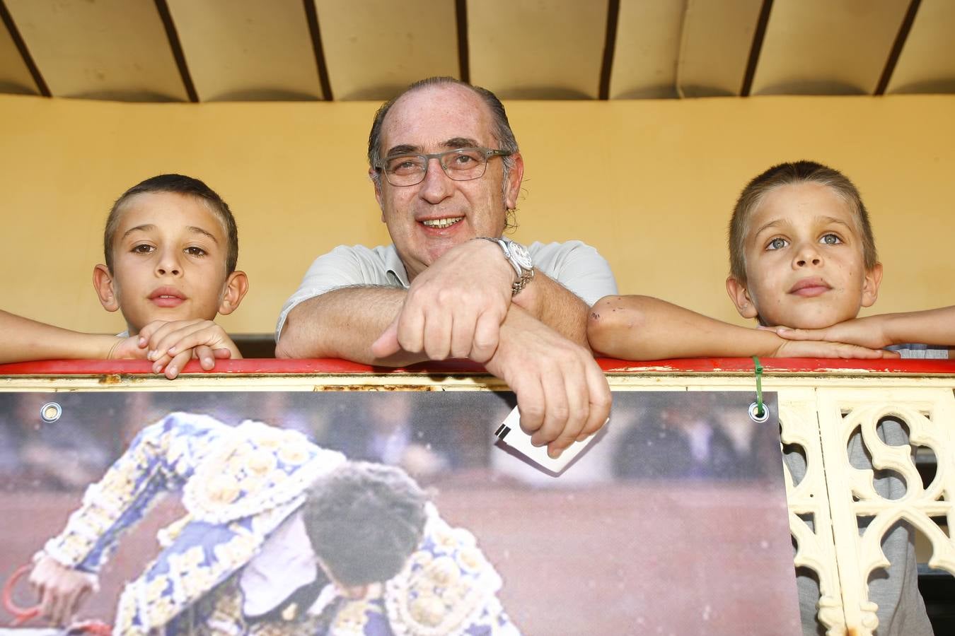 Juan Manuel Raso con sus sobrinos, Paco y Pedro.