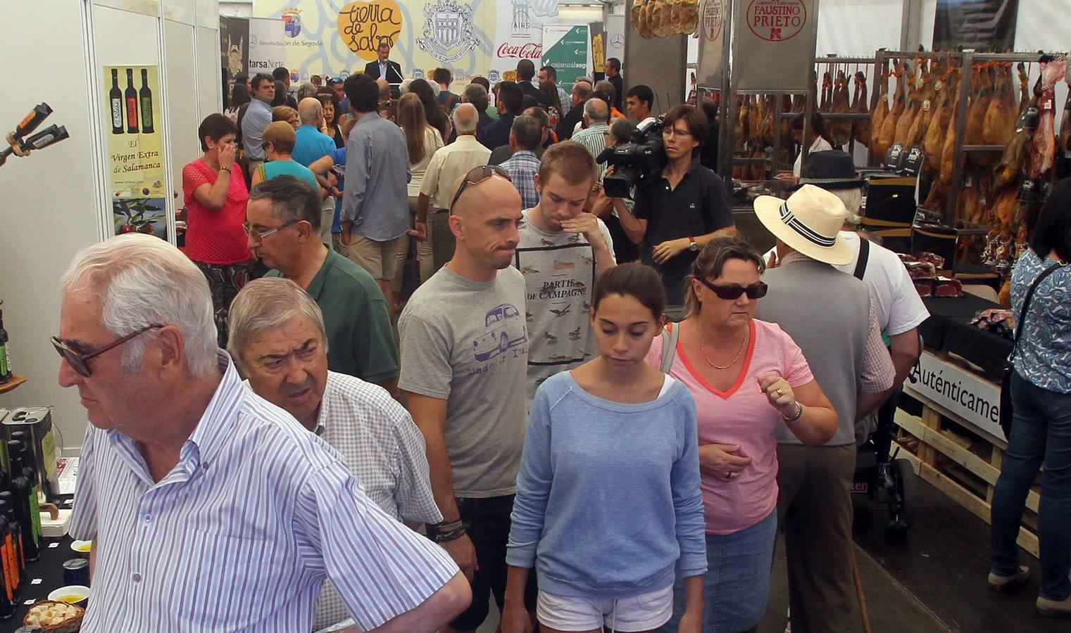 Inauguración de la II Feria del Jamón de Castilla y León en Segovia