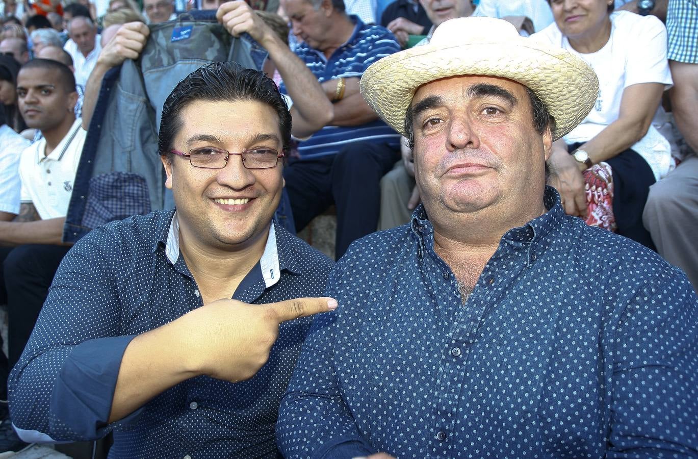 El exnovillero Tomás Escudero con el hostelero Cristóbal Berzosa, de El Yugo de Castilla.