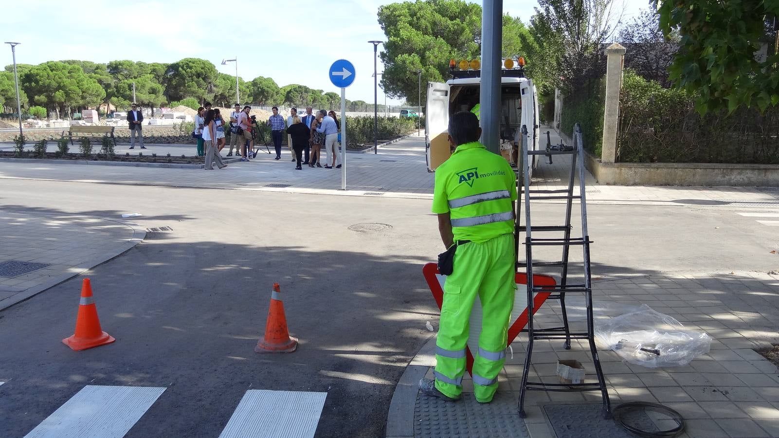 Nuevo paseo en el Pinar de Antequera contruido en los terrenos liberados del tren