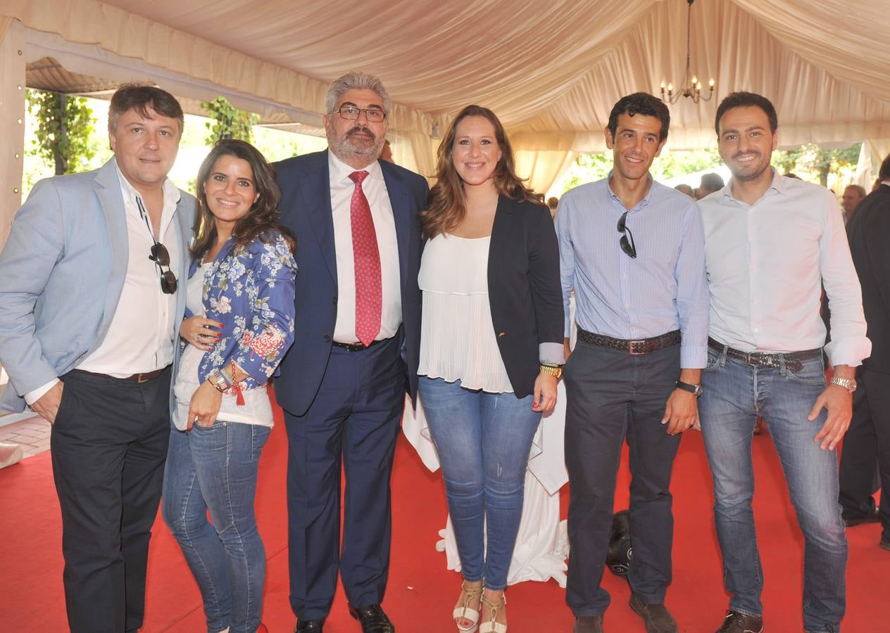 Augusto Sánchez (Grupo Pinar), Elena Cruz, Santiago Santos (Banco Santander), Rocío Cruz, Félix Zamora (Europac) y Jesús Alvárez (L’excellent).