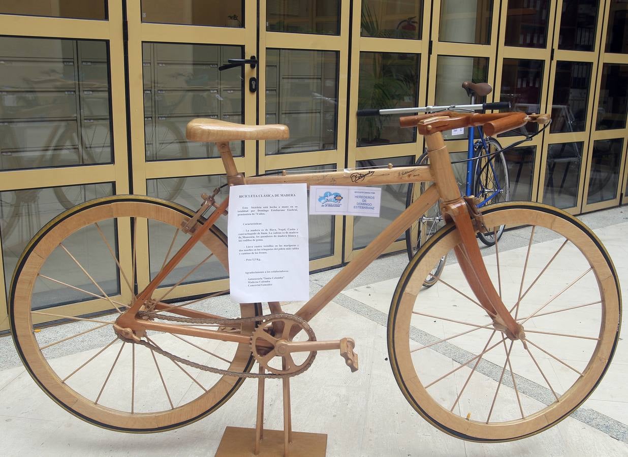 Inauguración de la exposición &#039;Bicicletas singulares&#039; en Segovia