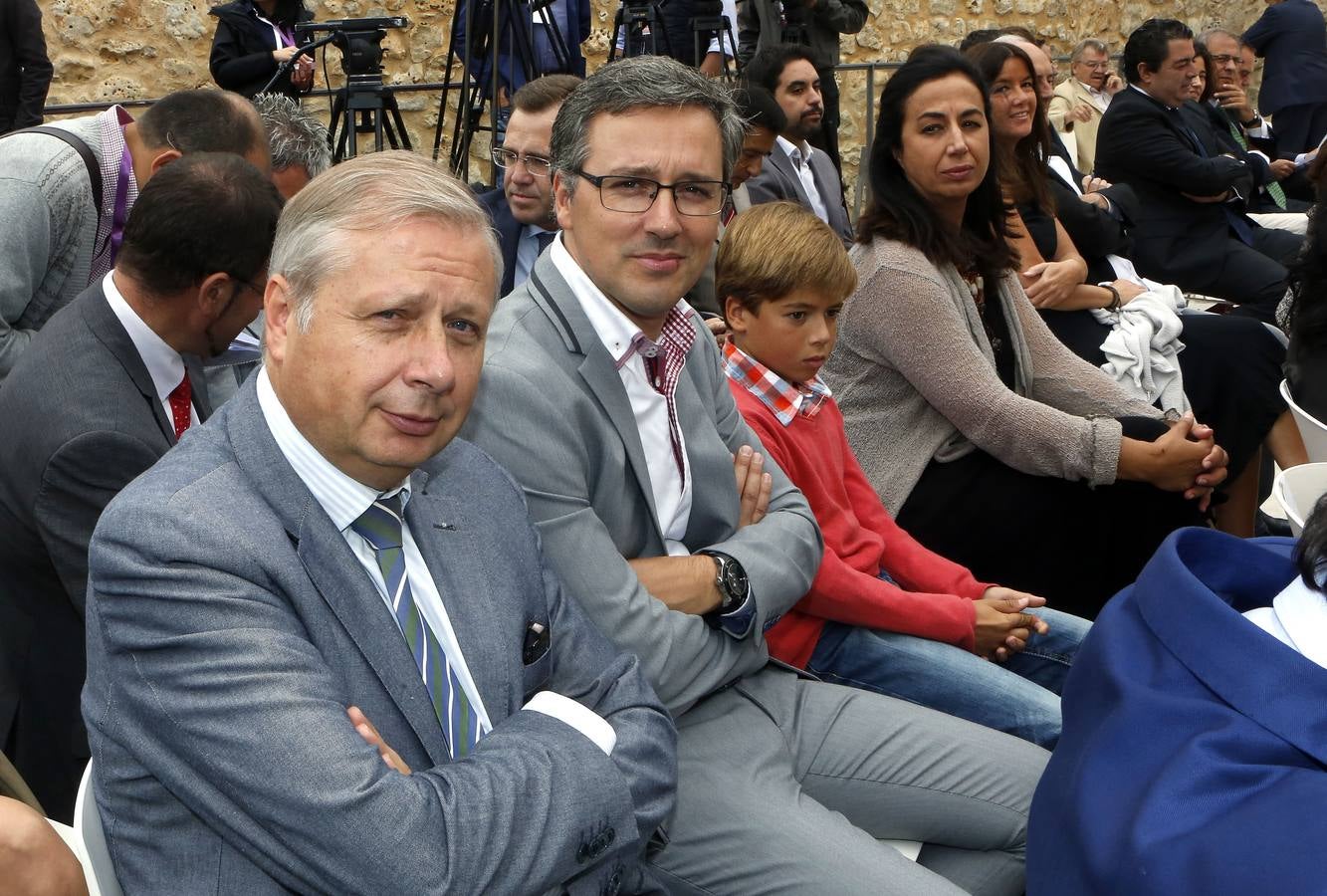 Inauguración del Patio El Norte de Castilla del Centro e-LEA Miguel Delibes de la Villa del Libro de Urueña (1/2)