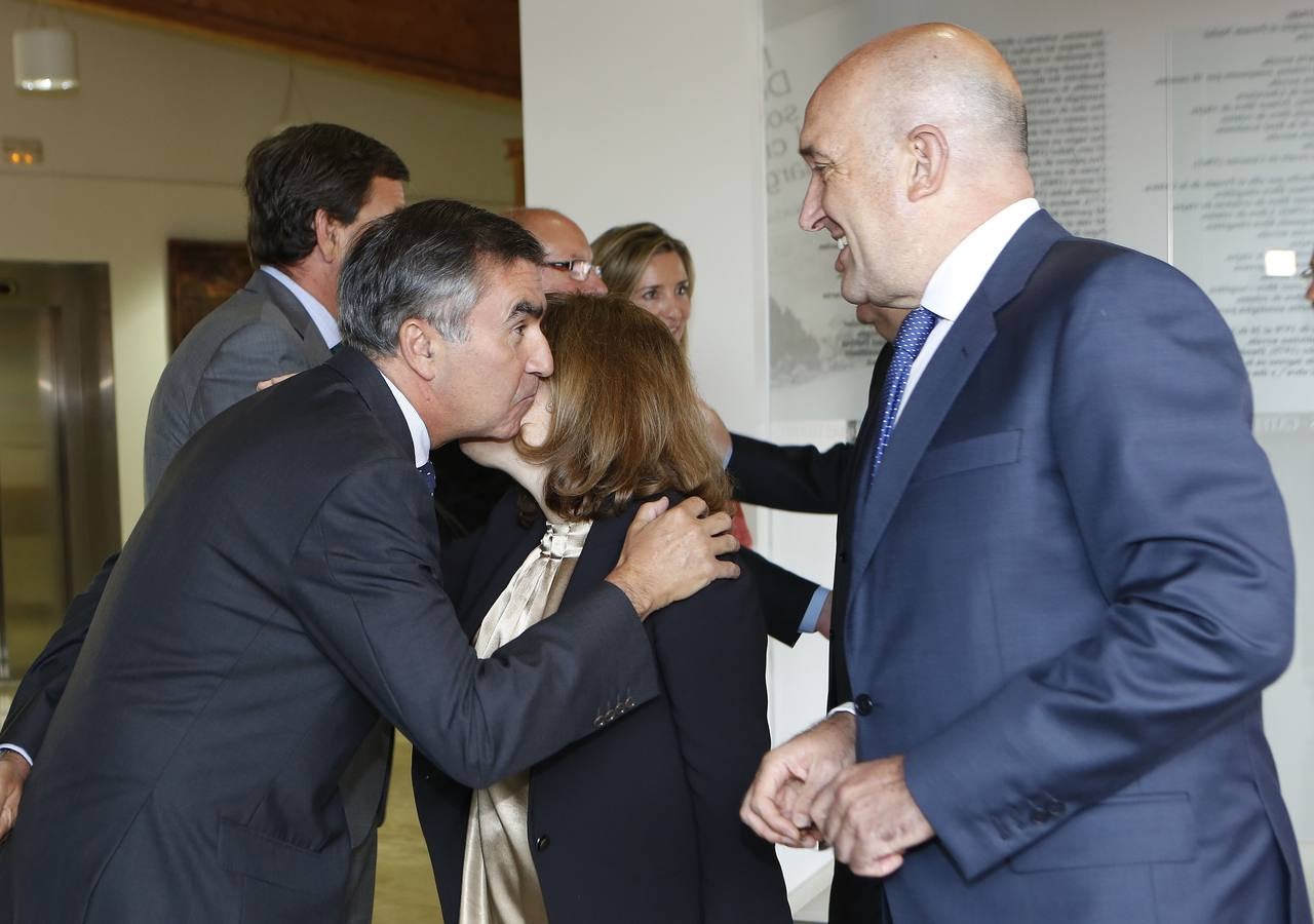 Inauguración del Patio El Norte de Castilla del Centro e-LEA Miguel Delibes de la Villa del Libro de Urueña (1/2)