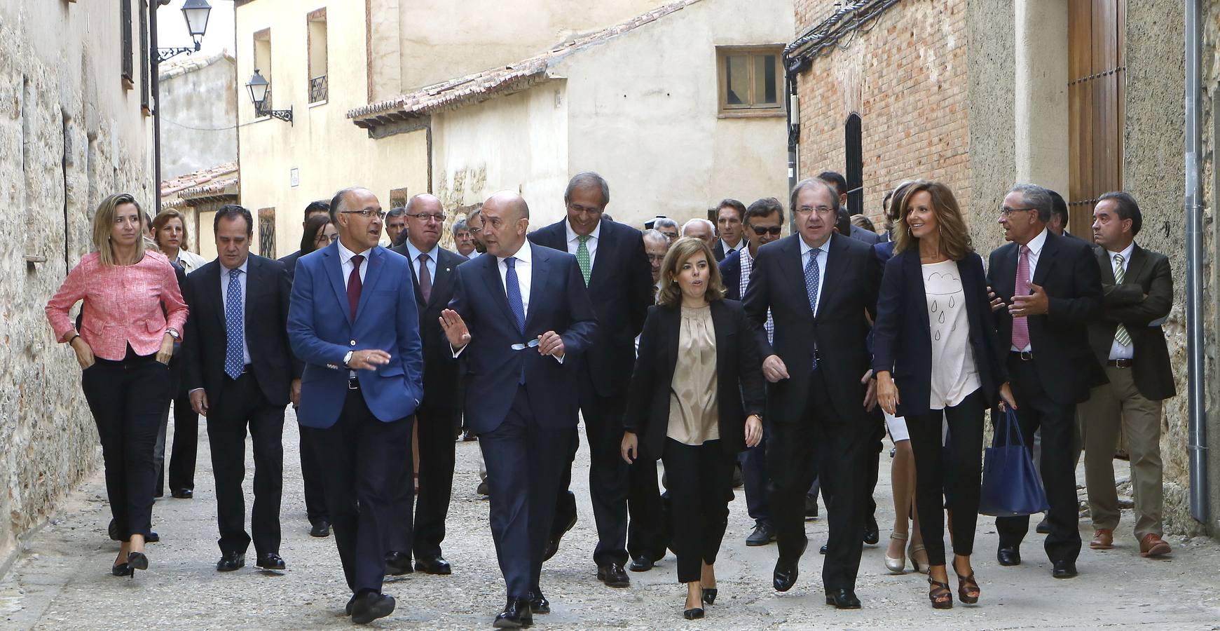 Inauguración del Patio El Norte de Castilla del Centro e-LEA Miguel Delibes de la Villa del Libro de Urueña (1/2)